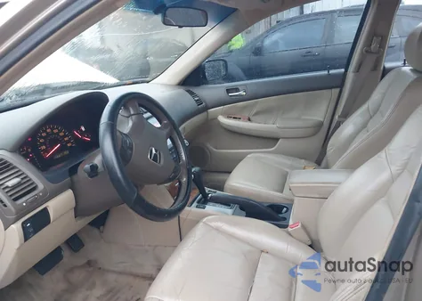 2004 Honda Accord 2.4 Ex z USA, uszkodzony, nr VIN 1HGCM56844A105301